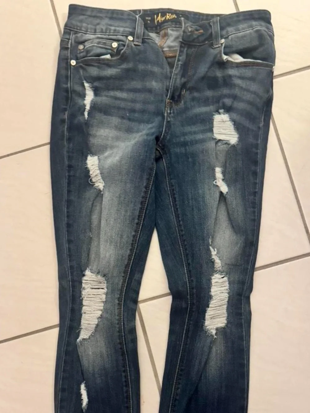 Indigo Rein Women's Distressed Dark Blue Skinny Jeans